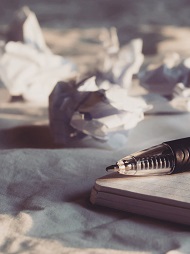 Tre nycklar för att komma vidare i&nbsp;manusarbetet